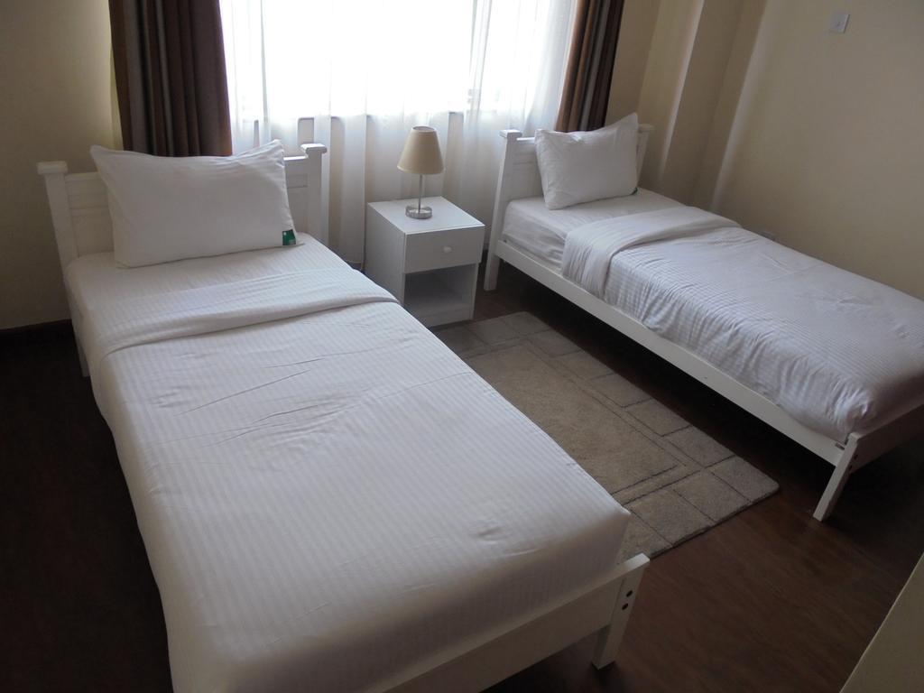 Golfview Serviced Apartments ไนโรบี ภายนอก รูปภาพ