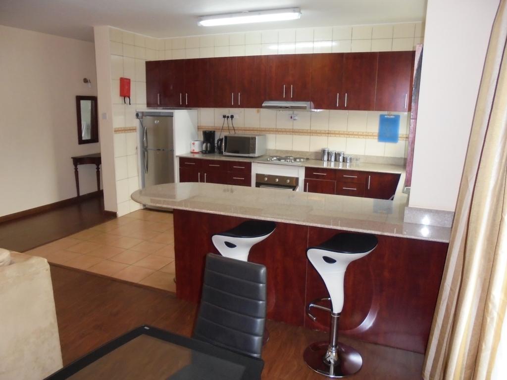 Golfview Serviced Apartments ไนโรบี ภายนอก รูปภาพ